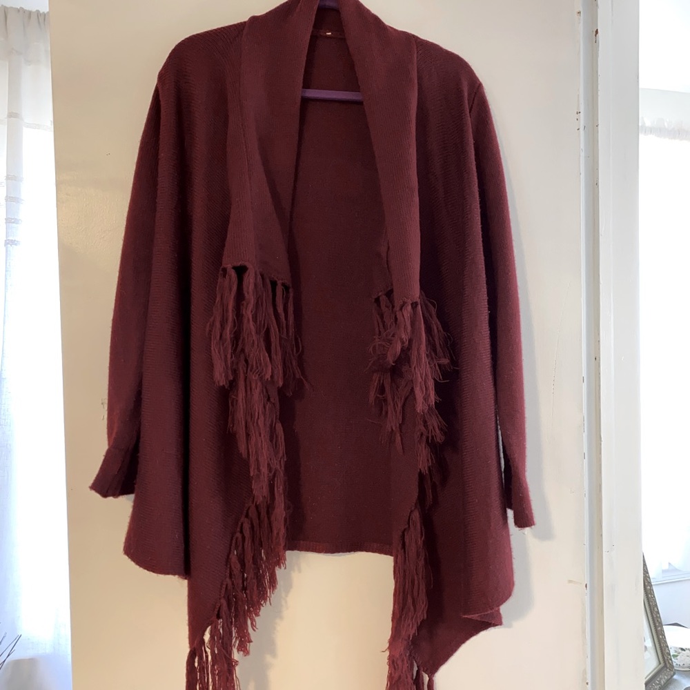 Tobi sweater (M)